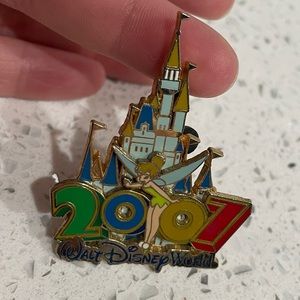 2007 Walt Disney World Castle Pin Trading